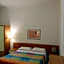 Ariston Petit Hotel