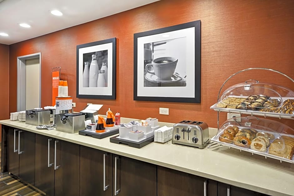 Hampton Inn Suites Grants Pass