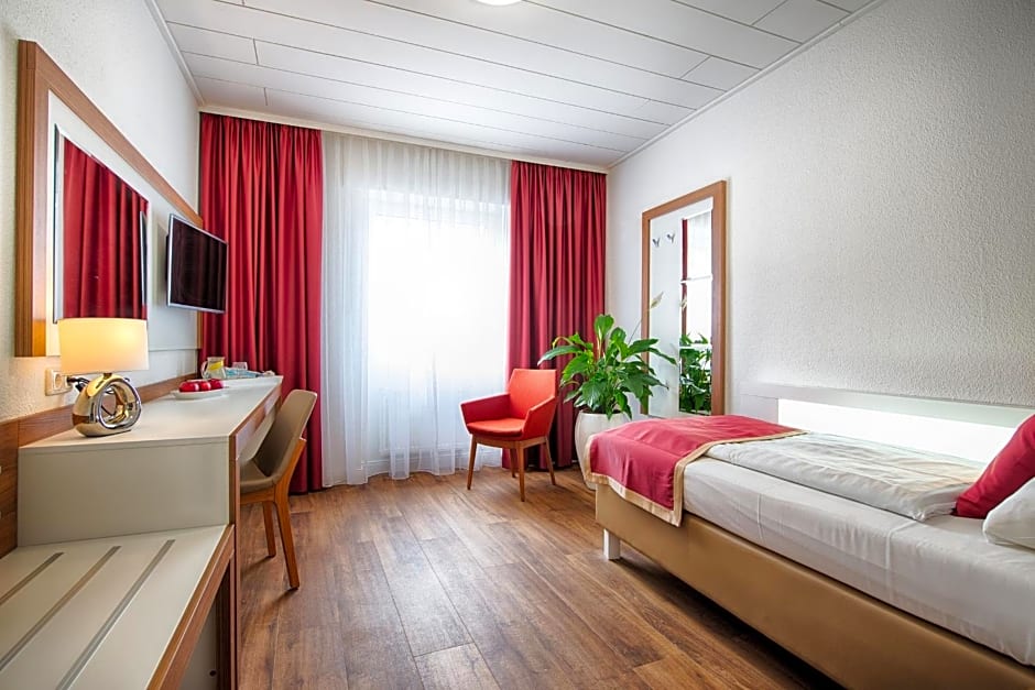 Hotel Senator