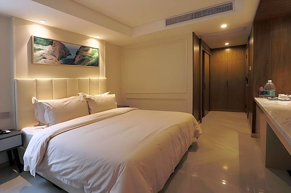 Photo 1 of 3 of 1 Double Bed Guestroom