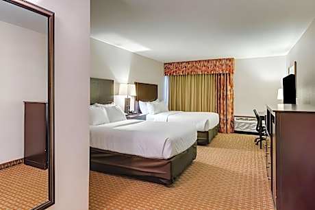 Double Room with Two Double Beds - Poolside/Non-Smoking