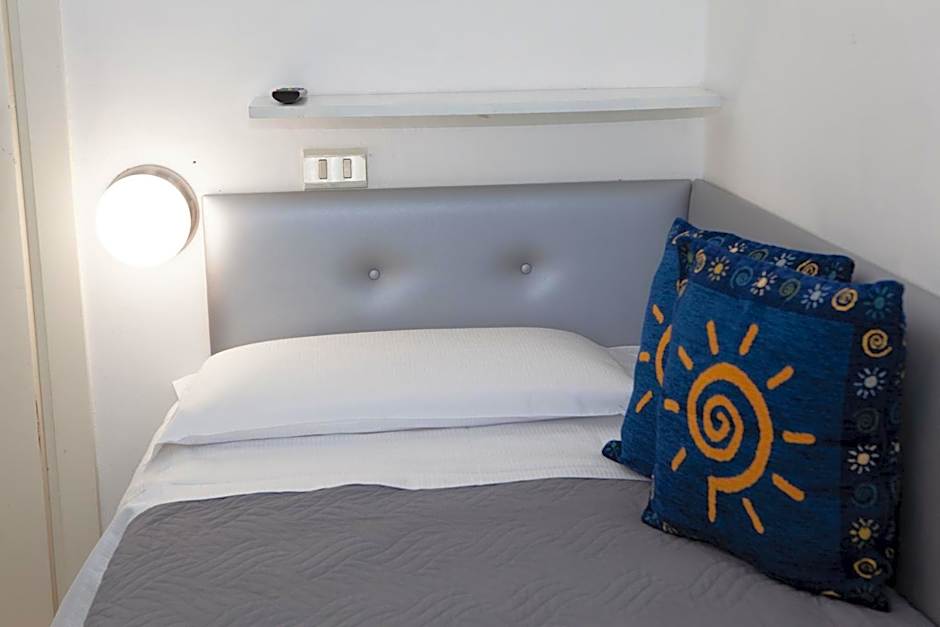 MoMo Seaview Hotel