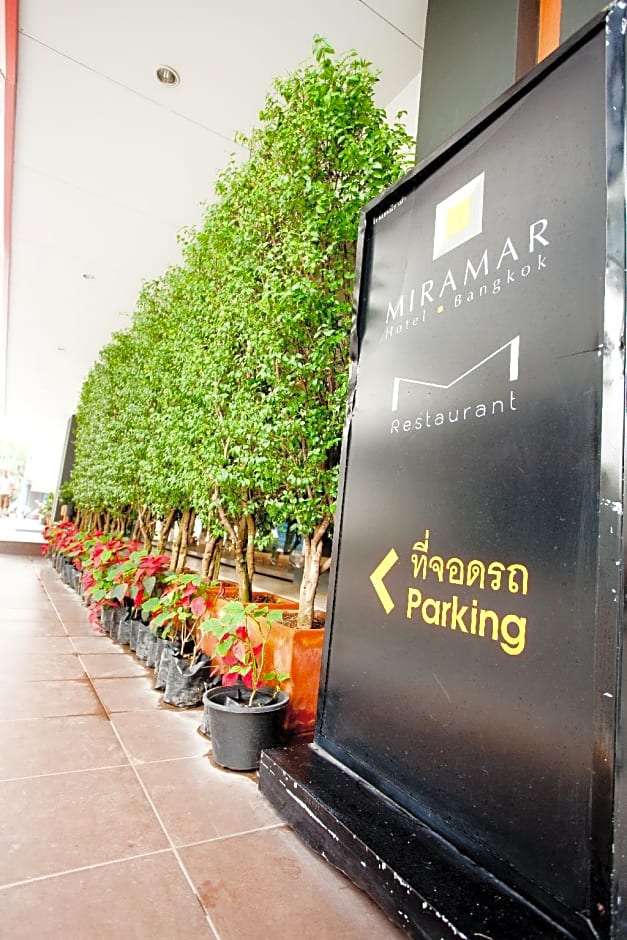 Miramar Bangkok Hotel