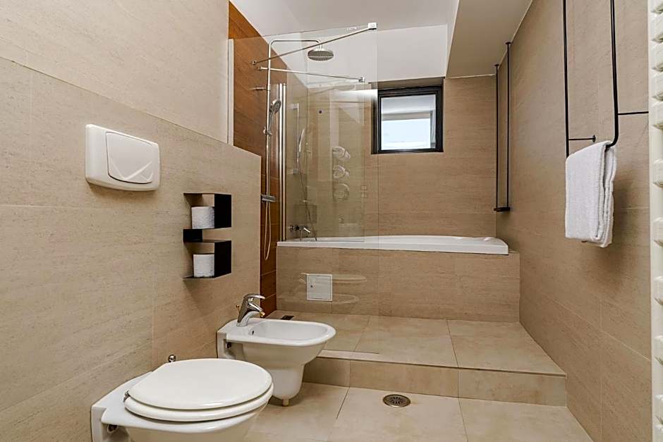 Crystal Palace Hotel