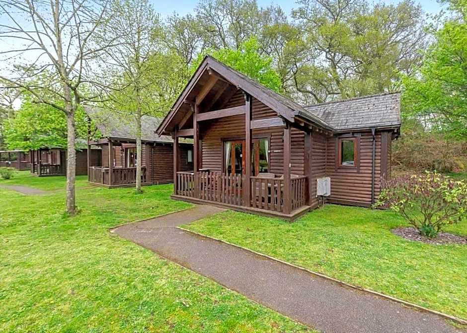 Tilford Woods Lodge Retreat