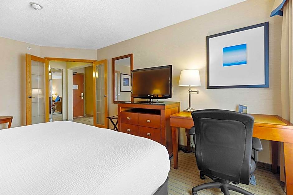 Sandman Hotel & Suites London Downtown