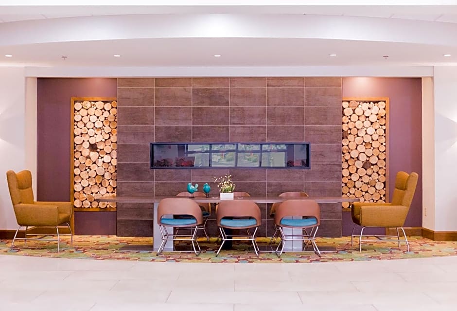 Holiday Inn Greenville, an IHG Hotel