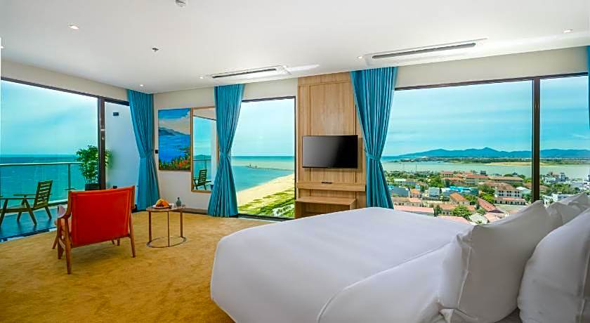 Sala Grand TuyHoa Hotel