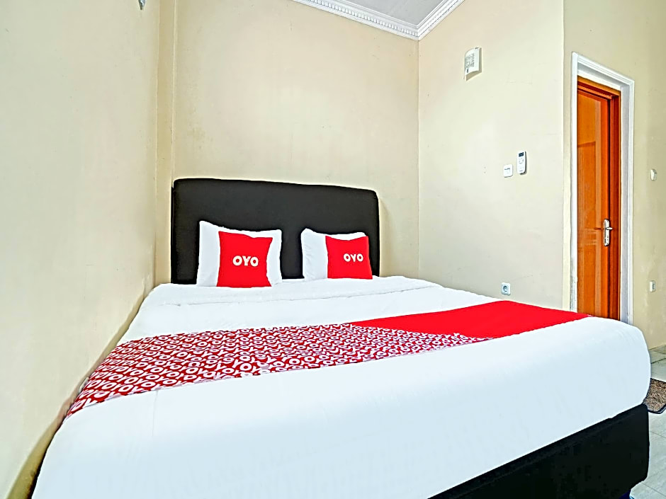 OYO 90416 Wisma Wayang Ajen Syariah