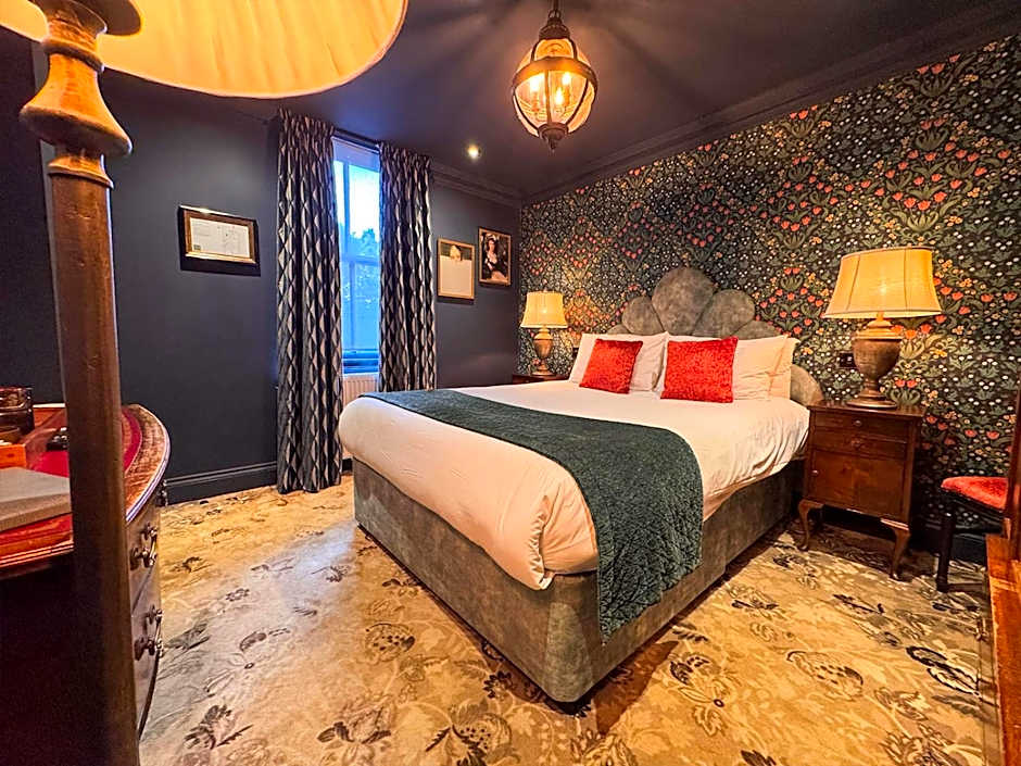 Clementine's Guest House