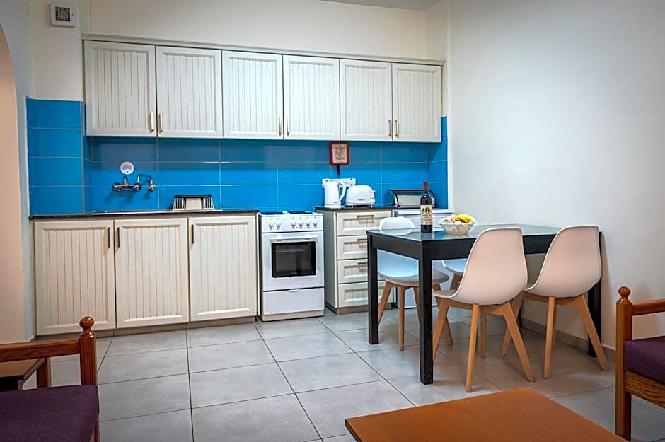 Kefalos Damon Hotel Apartments