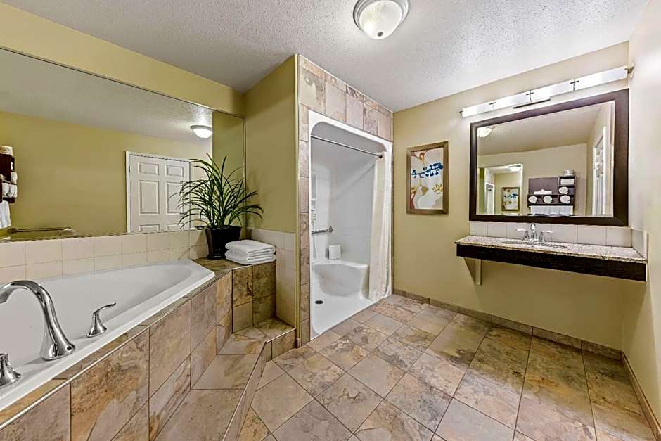 Wingate by Wyndham Calgary South