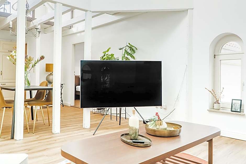 360 Grad Hotel & Bar