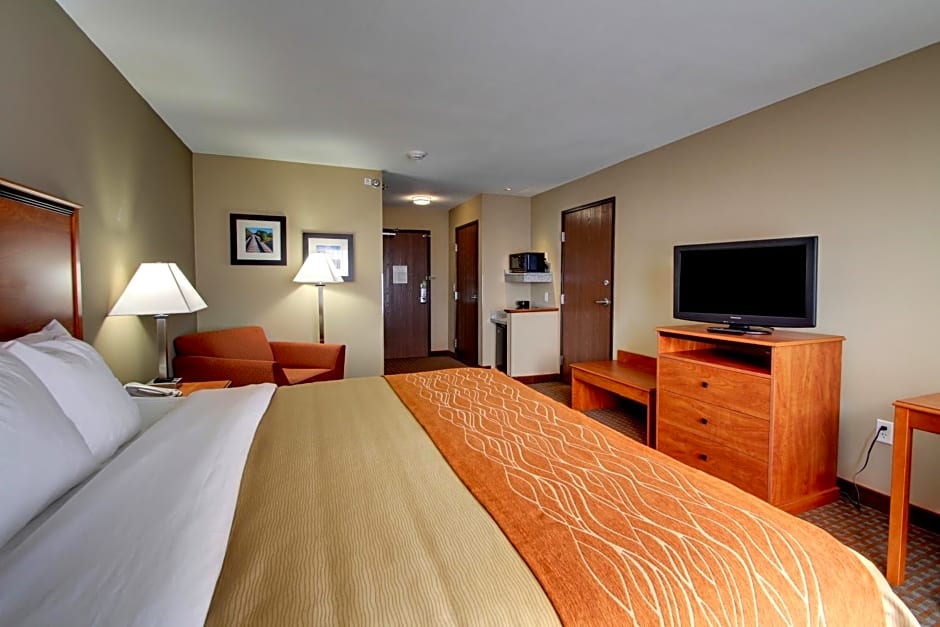 Comfort Inn & Suites Marion I-57