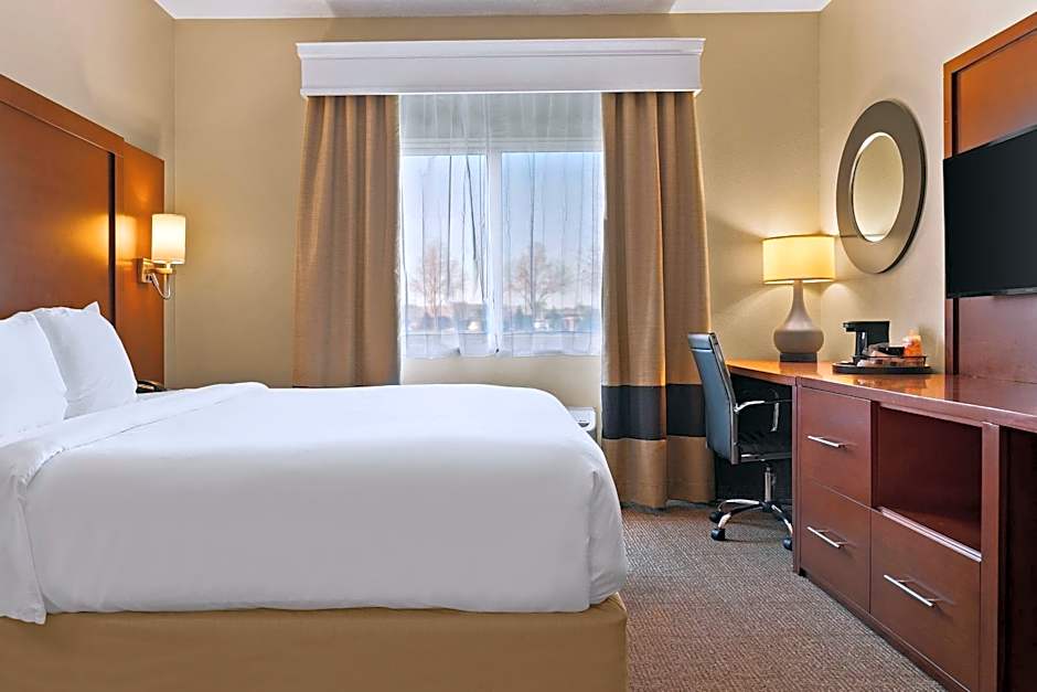 Comfort Suites Saginaw