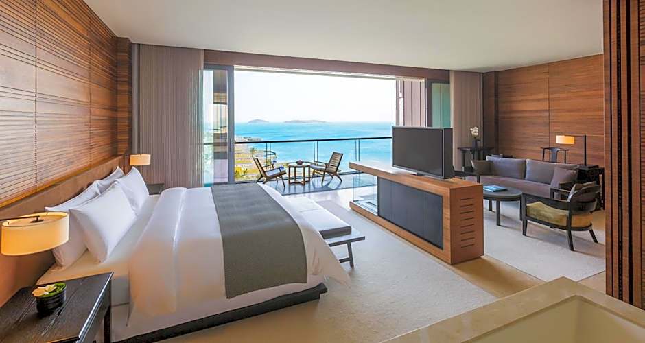 Photo 1 of 4 of Executive Suite