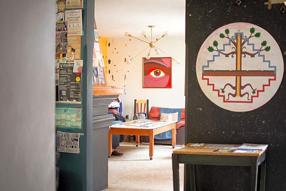 13 Cielos Hostel