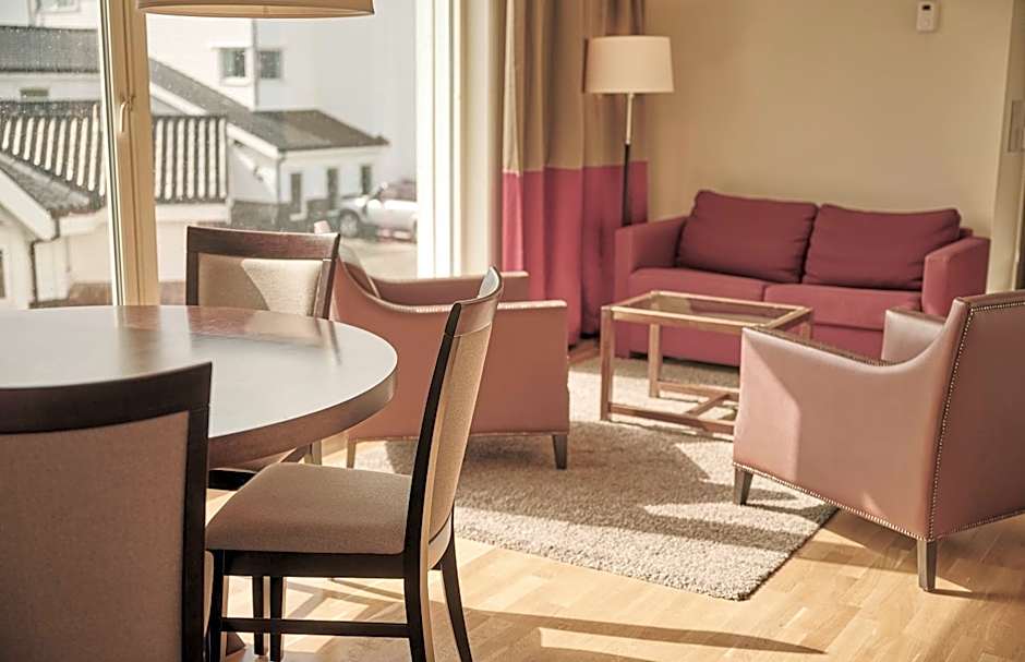 Sola Strand Hotel