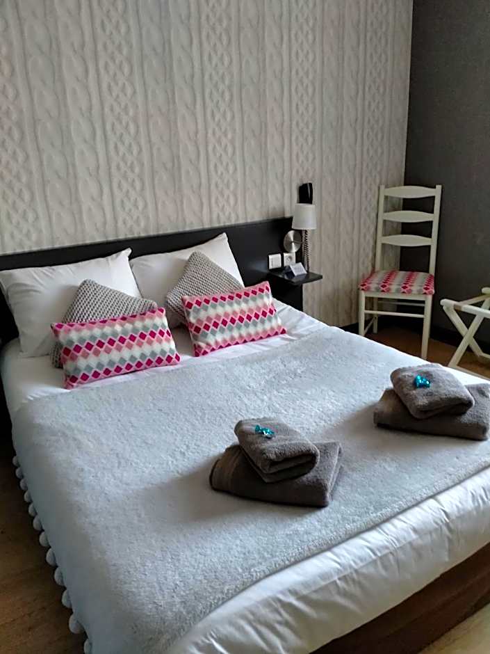 Logis Hôtel Auberge de L'Etang