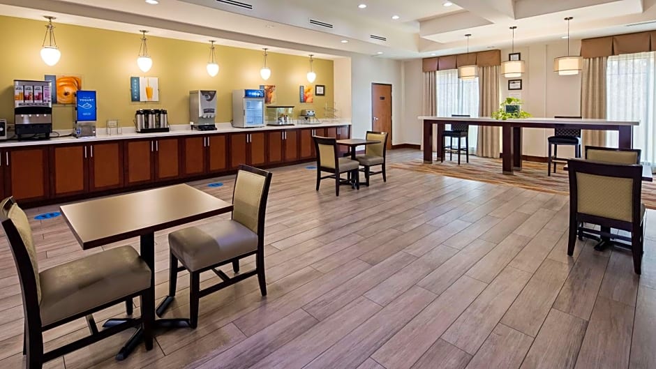 Best Western Plus Spring Inn & Suites