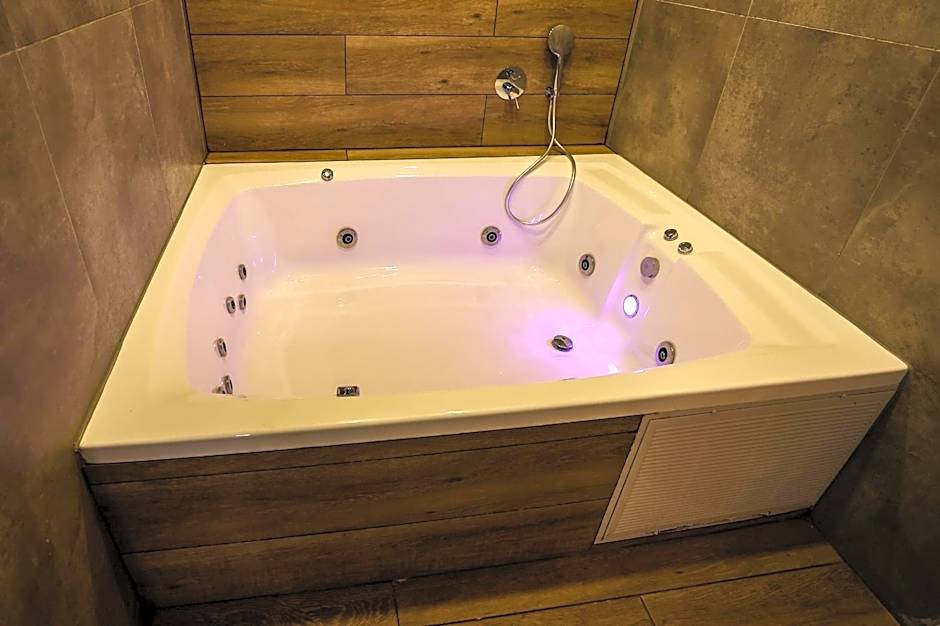 G38 Rental Apartment Building