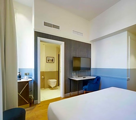 DOUBLE OR TWIN STANDARD