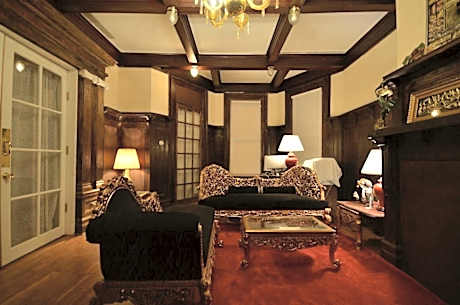 Motel House