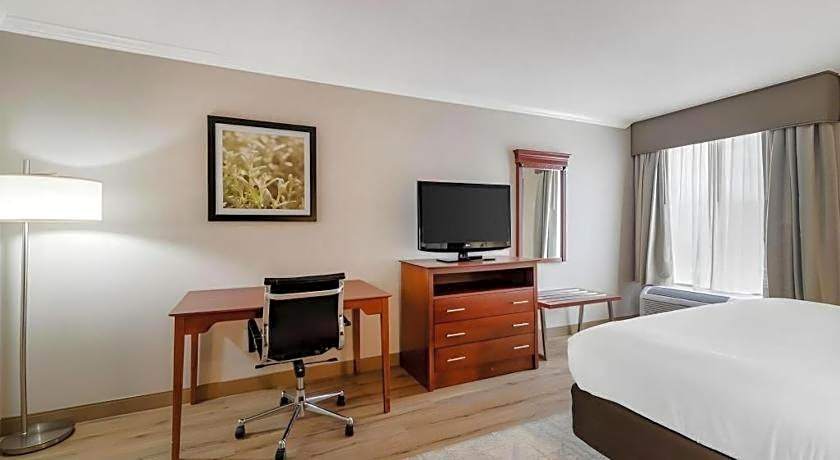 Syracuse Grand