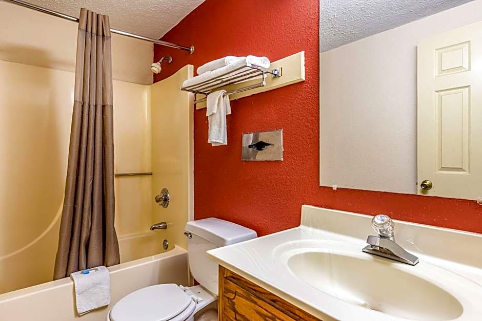 Motel 6 Gatlinburg Smoky Mountains