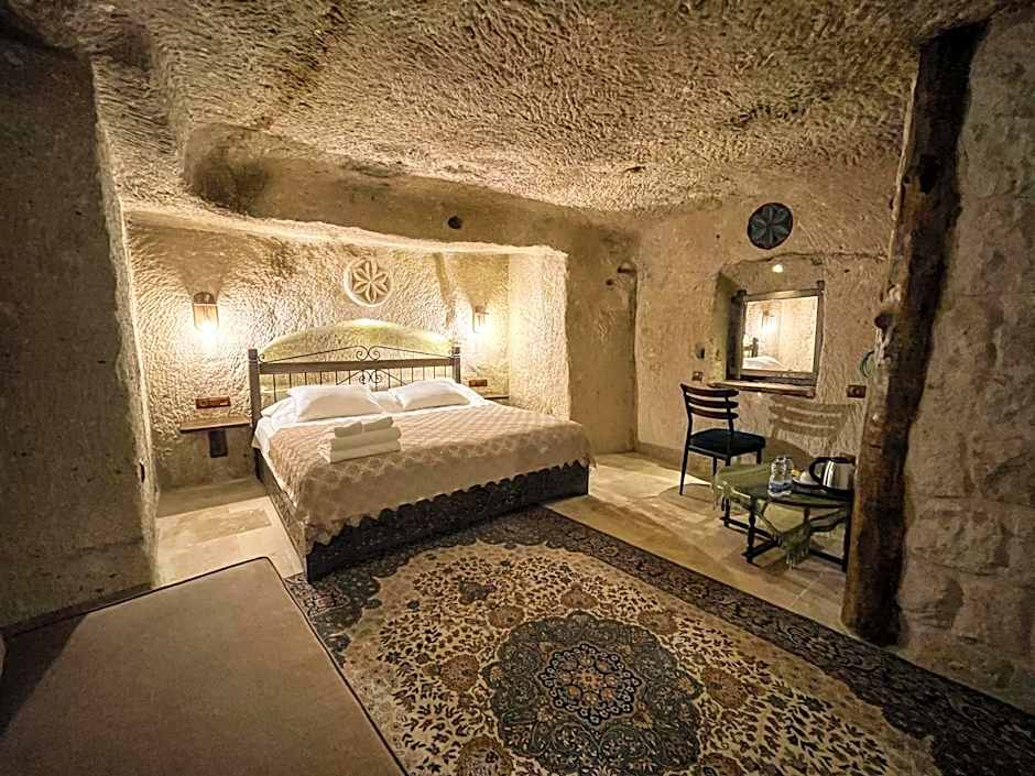 Takunya Cave Hotel