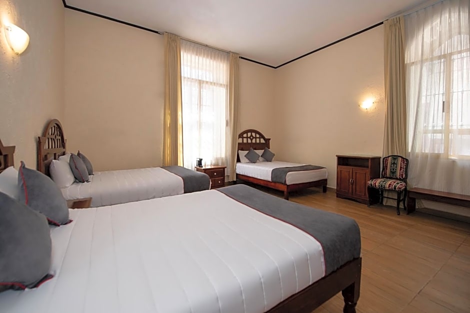 Hotel Senorial