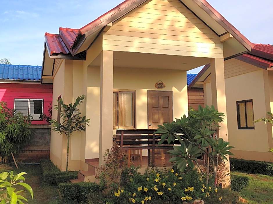 Baan Kin Lom Chom Daw – Pak Chong, GA
