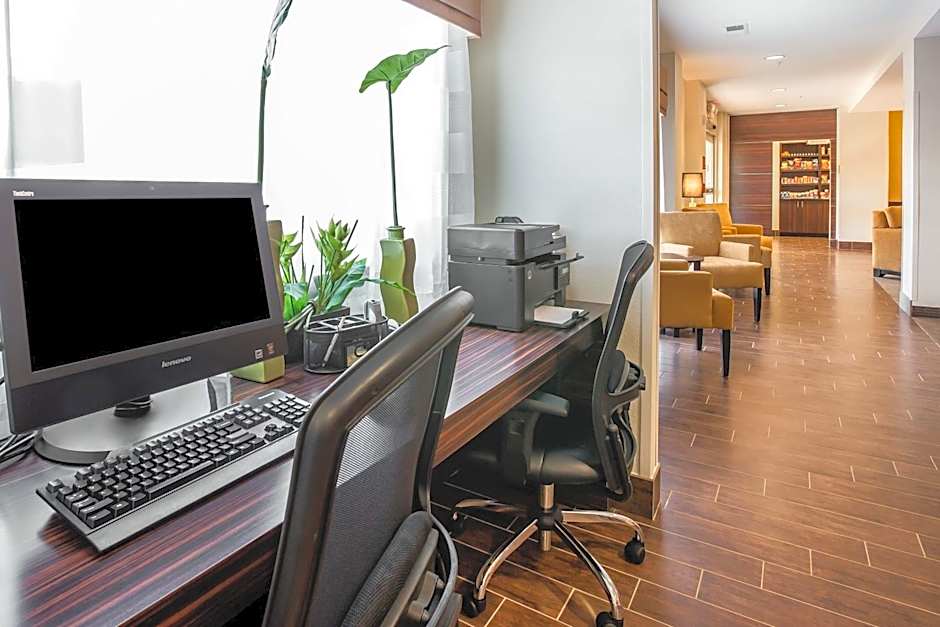 Sleep Inn Cartersville Emerson Lake Point