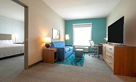 One-Bedroom King Suite