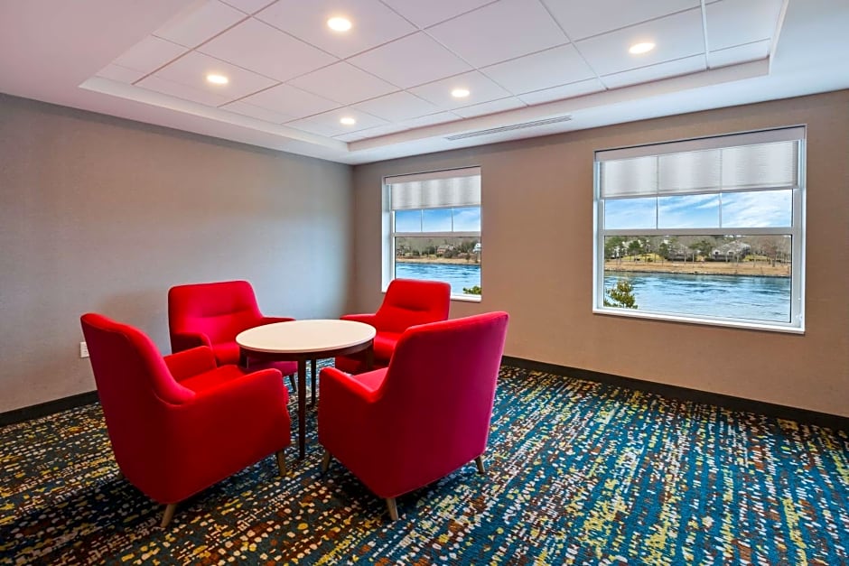 Hampton Inn By Hilton Cape Cod Canal