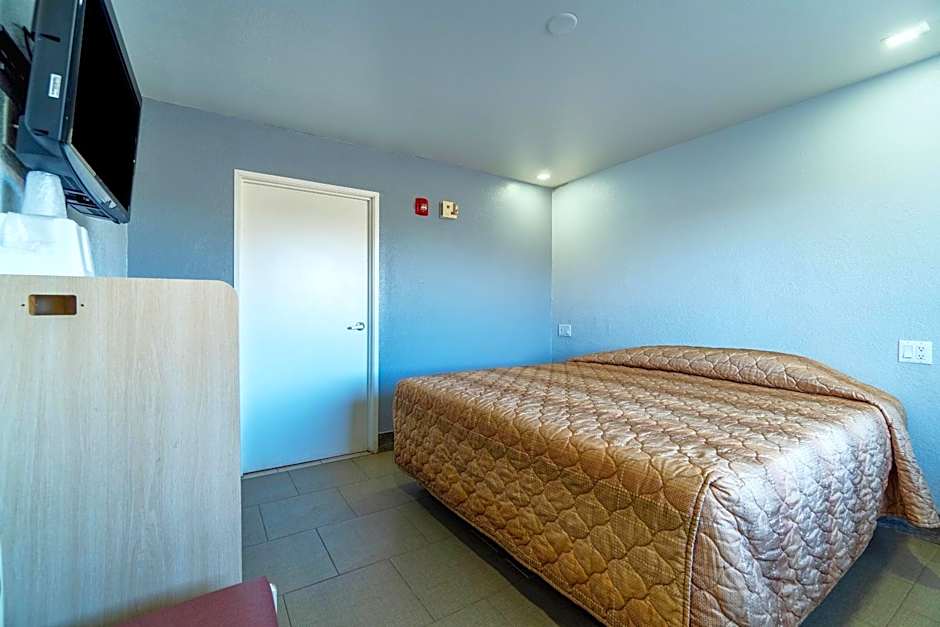 Xpress Inn & Extended Stays