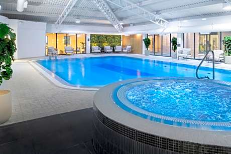 Holiday Inn Gloucester / Cheltenham By IHG
