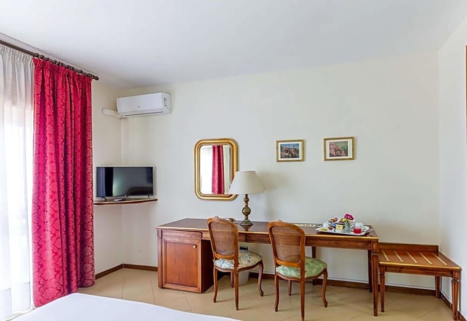 Hotel Sakura, Sure Hotel Collection by Best Western