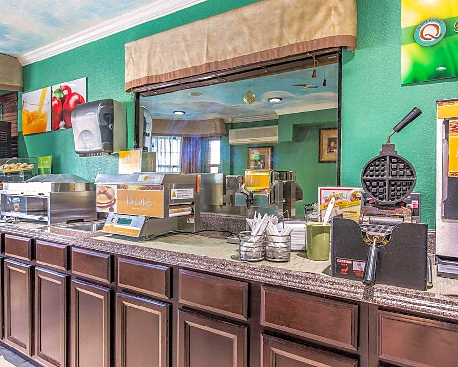 Quality Inn Hemet - San Jacinto