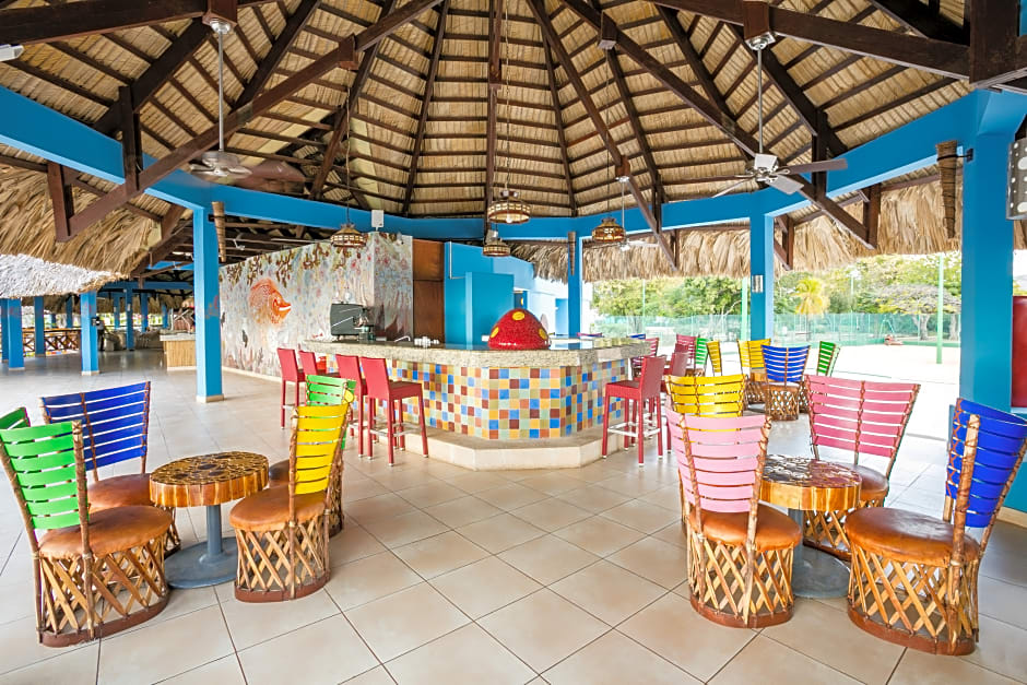 Royal Decameron Indigo Beach Resort & Spa