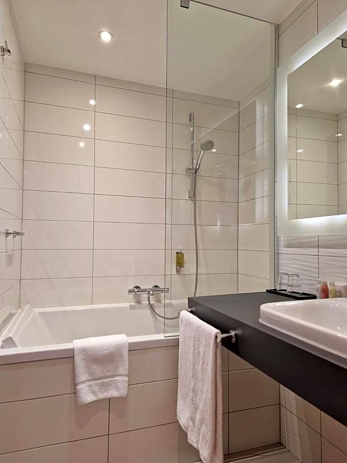 Warsaw Plaza Hotel