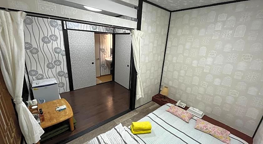 Lucky Hotel