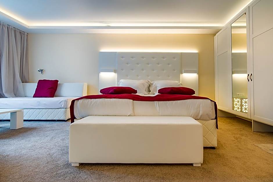 Hotel Perla Beach Luxury - All Inclusive & Free Beach Access