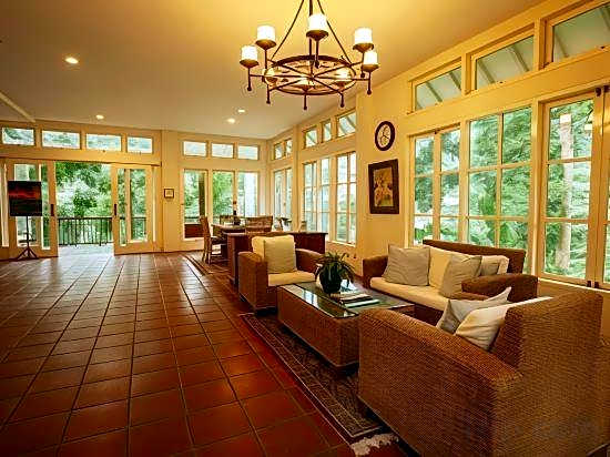 Plataran Puncak Residences