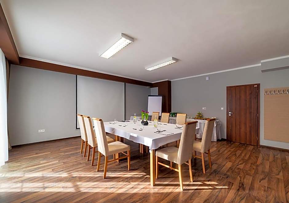 ELITE HOTEL Nová Dubnica