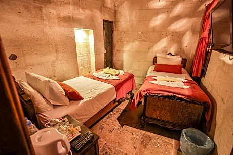 Double or Twin Room with Bathroom