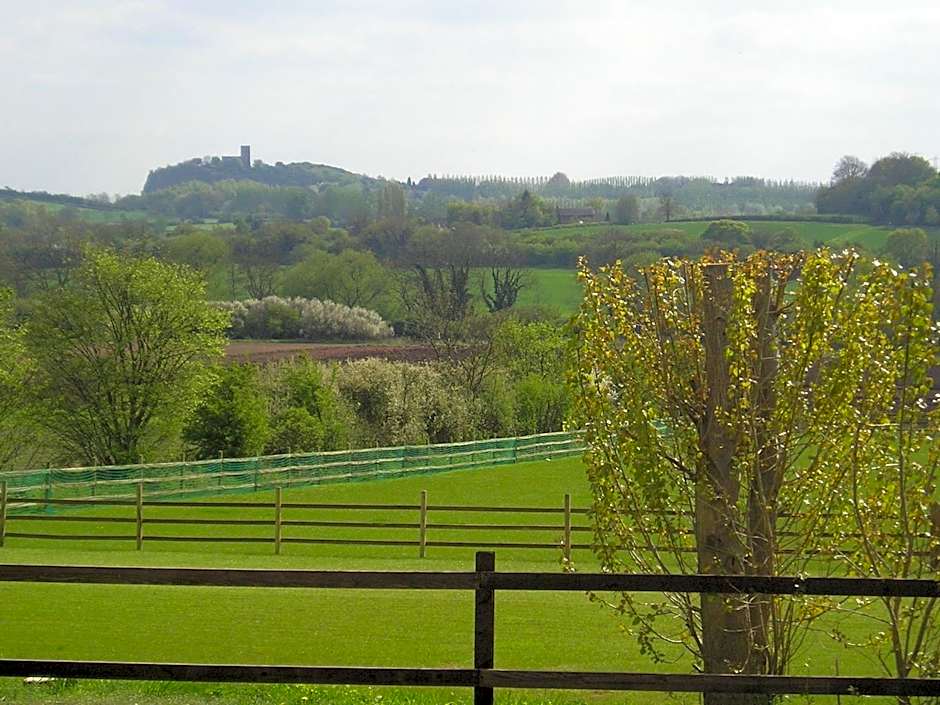 Melbourne View Hotel