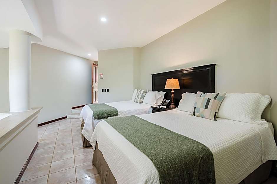 Papagayo Golden Palms Beachfront Hotel