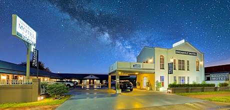 Breakout Motor Inn
