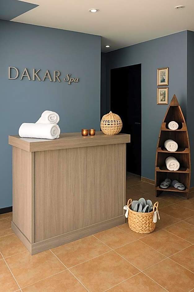 DAKAR HOTEL